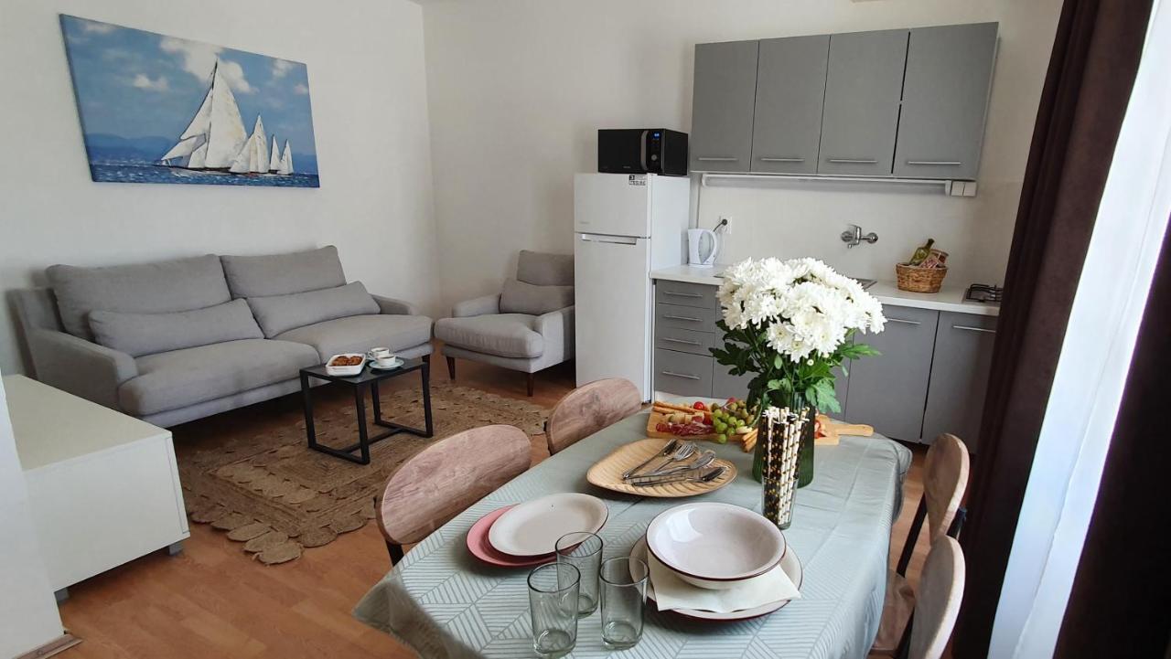 יסניצה Apartmani Masline מראה חיצוני תמונה
