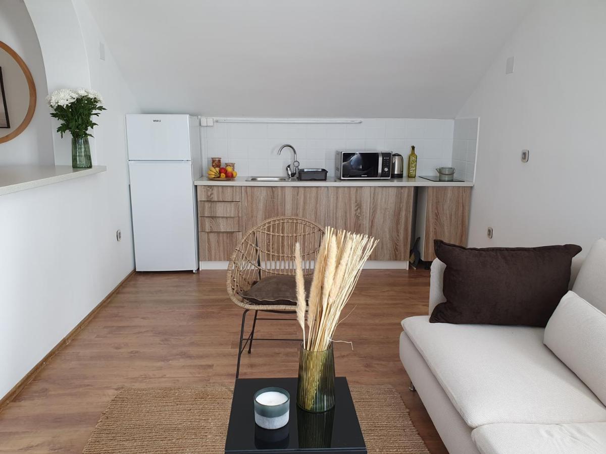 יסניצה Apartmani Masline מראה חיצוני תמונה